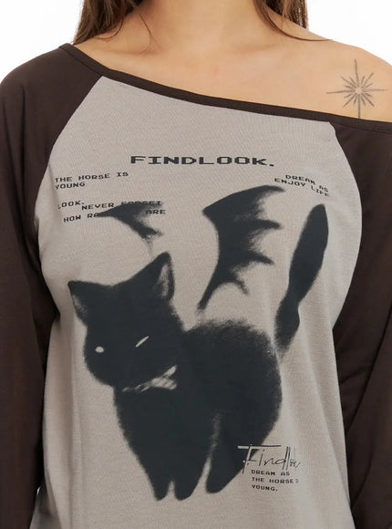 Contrasting Graphic One-Shoulder Top IN528