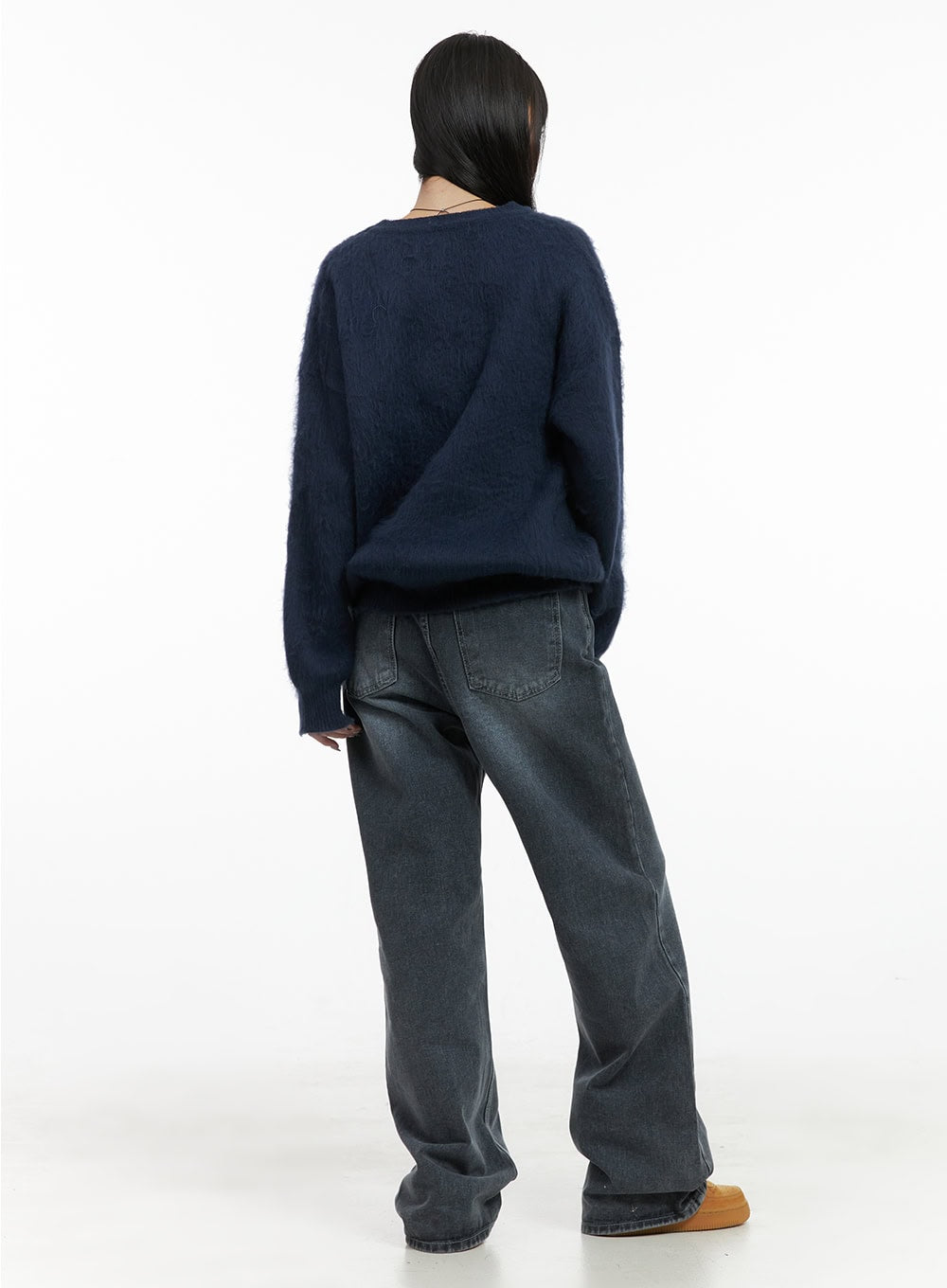 oversized-fuzy-soft-knit-sweater-oo401