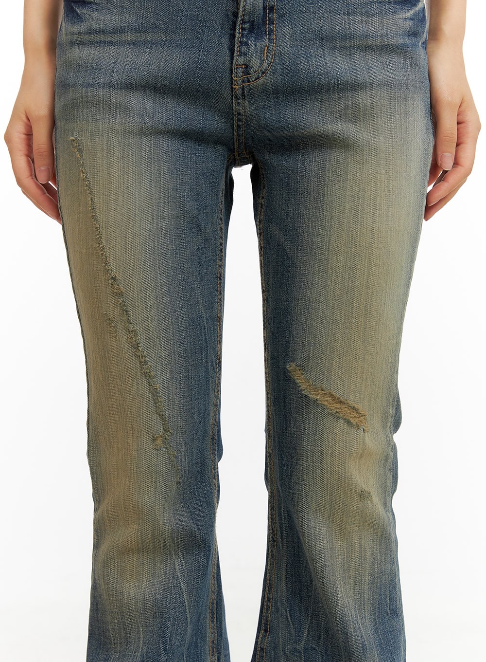 destroyed-washed-bootcut-jeans-cu405