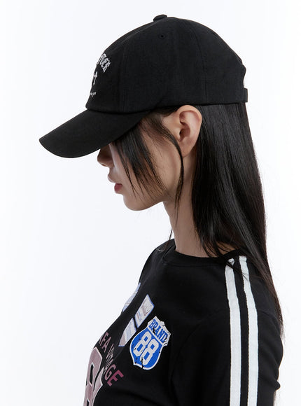 embroidered-graphic-hat-cg413