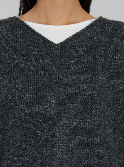 Oversized V-Neck Knit Top IJ508