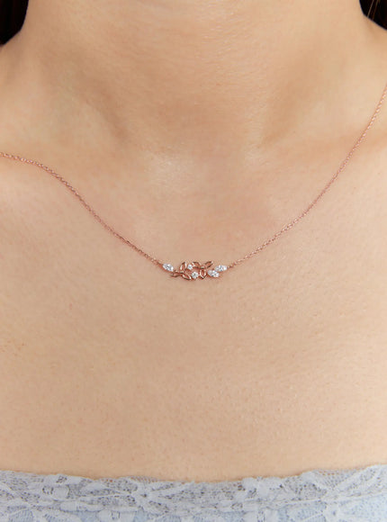 acc-trefoil-petal-necklace-kc1008