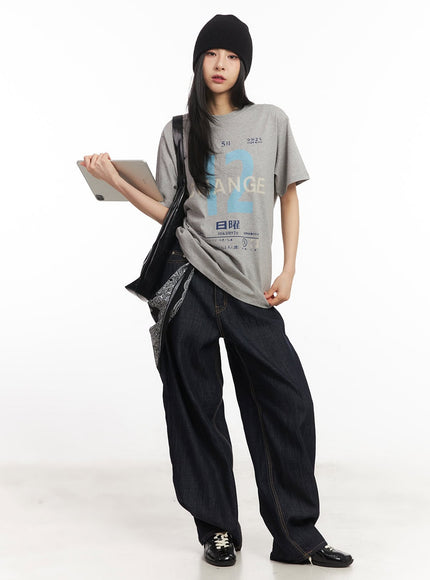 change-casual-graphic-top-ca504