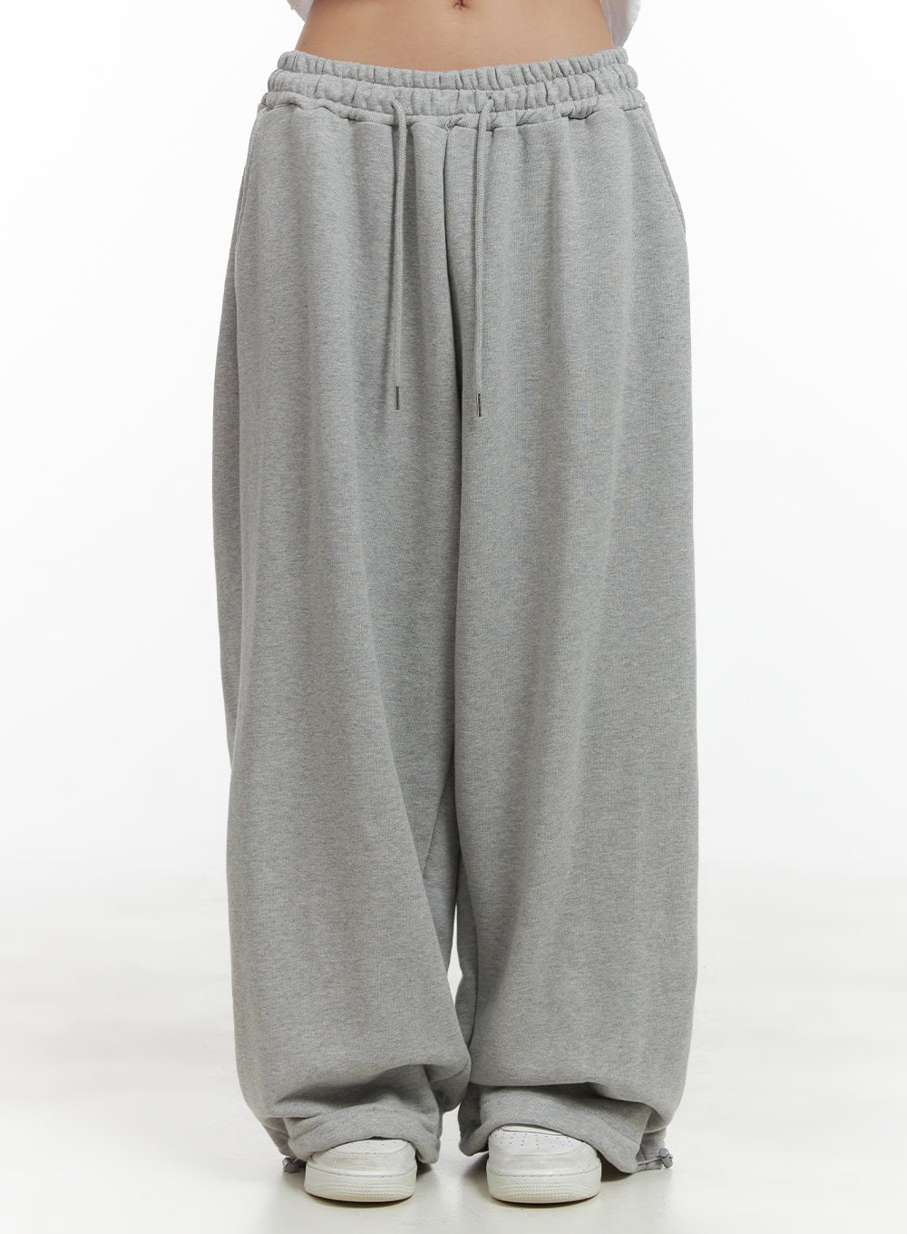 graphic-pocket-wide-sweatpants-cl417