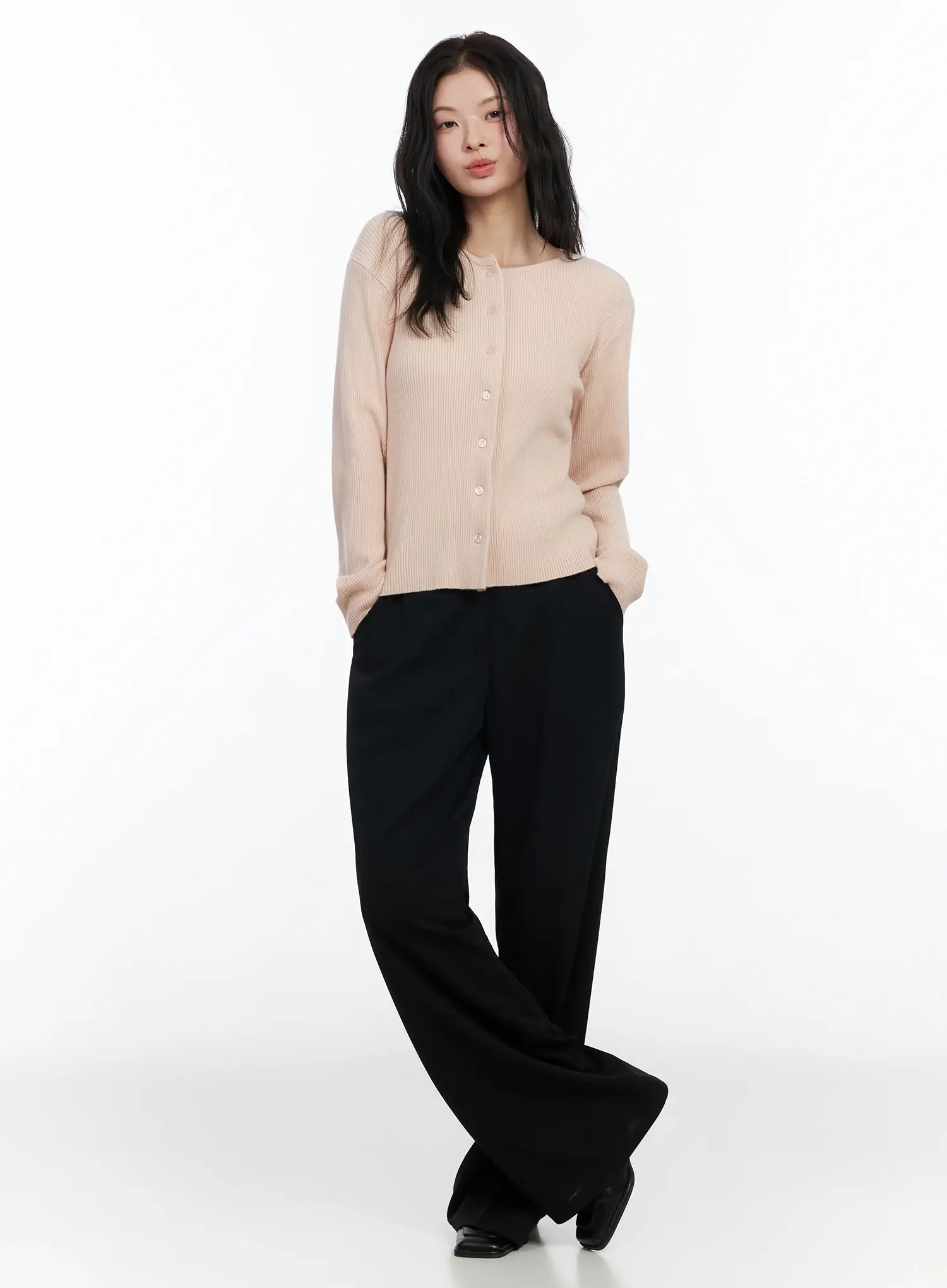 basic-slim-round-neck-cardigan-im524