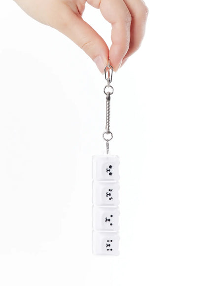 character-4-keycap-keychain-ia524