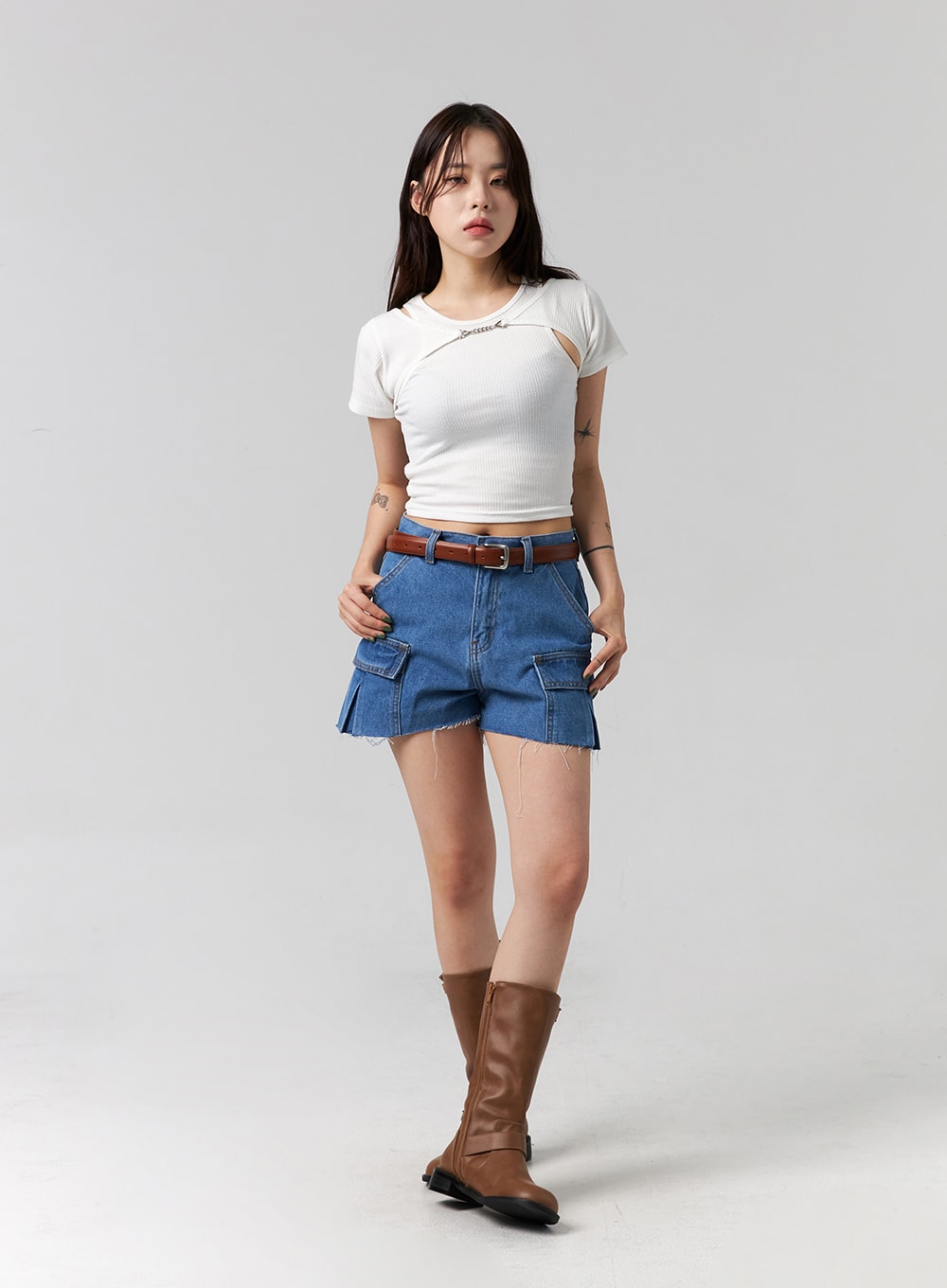 cut-out-denim-shorts-cg316