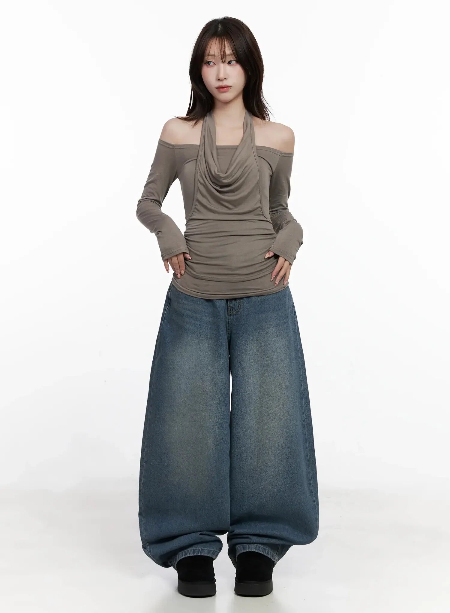 alani-vintage-wash-wide-leg-jeans-in525