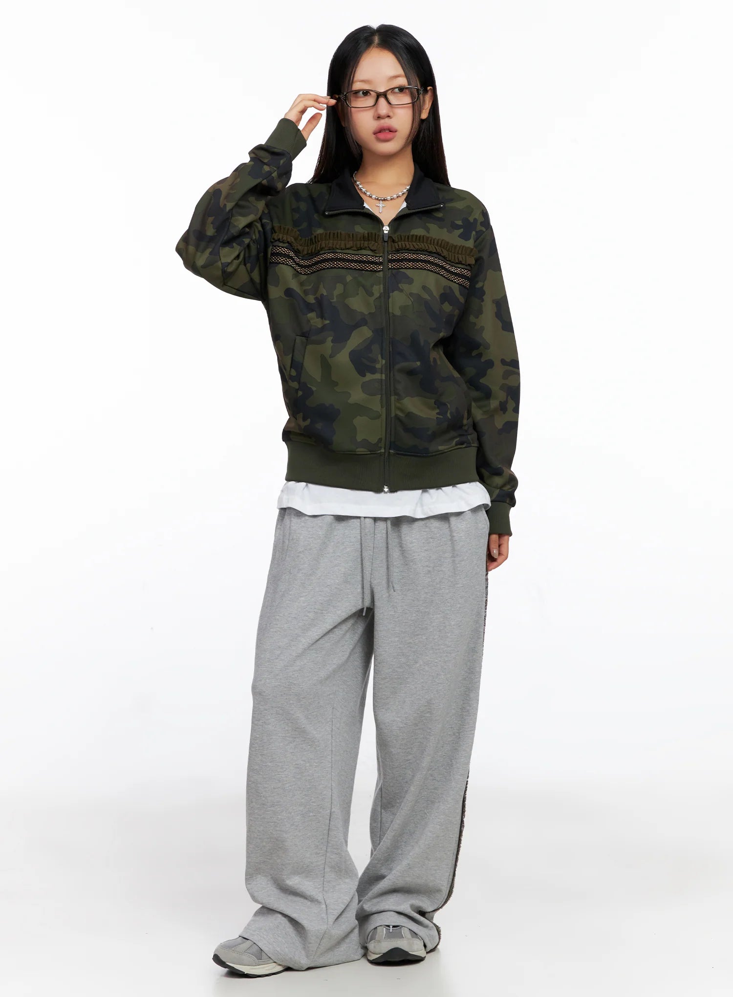 camo-accent-wide-leg-sweatpants-co514
