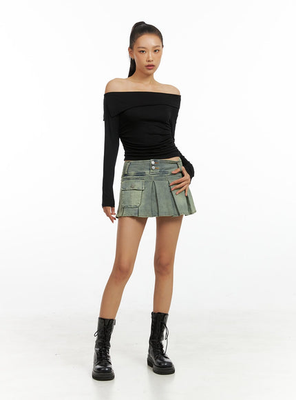 slim-off-shoulder-long-sleeve-top-ig405