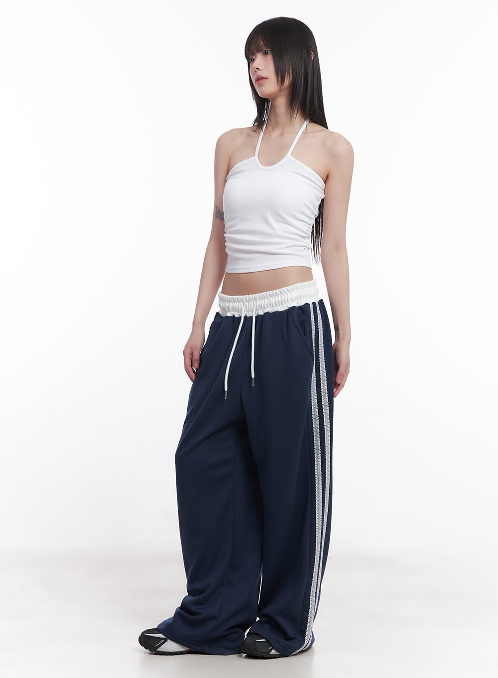 lace-striped-wide-fit-sweatpants-cu506