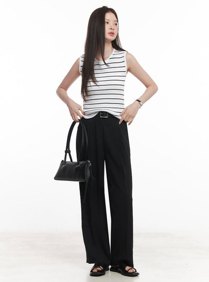 stripe-slim-sleeveless-top-iy509