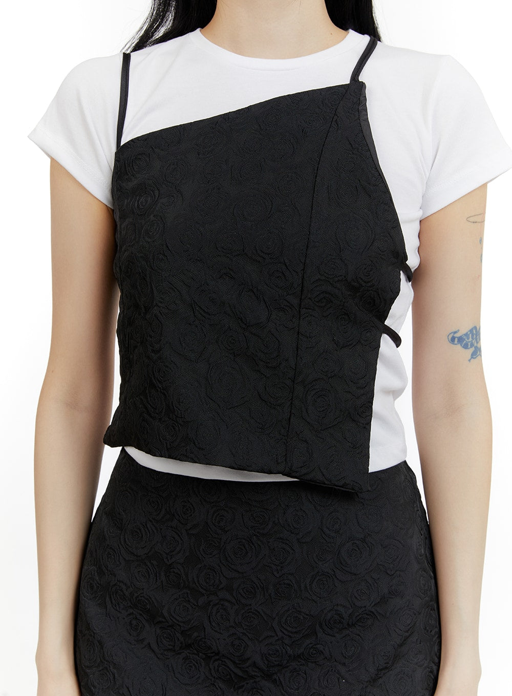 quilted-sleeveless-strap-top-cm429