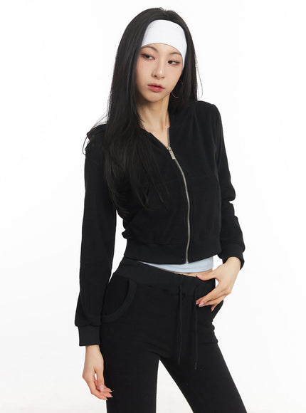 hot-velvet-hooded-crop-jacket-ca503 / Black
