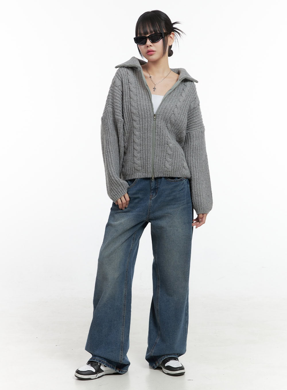 oversized-cable-knit-zip-up-sweater-os410