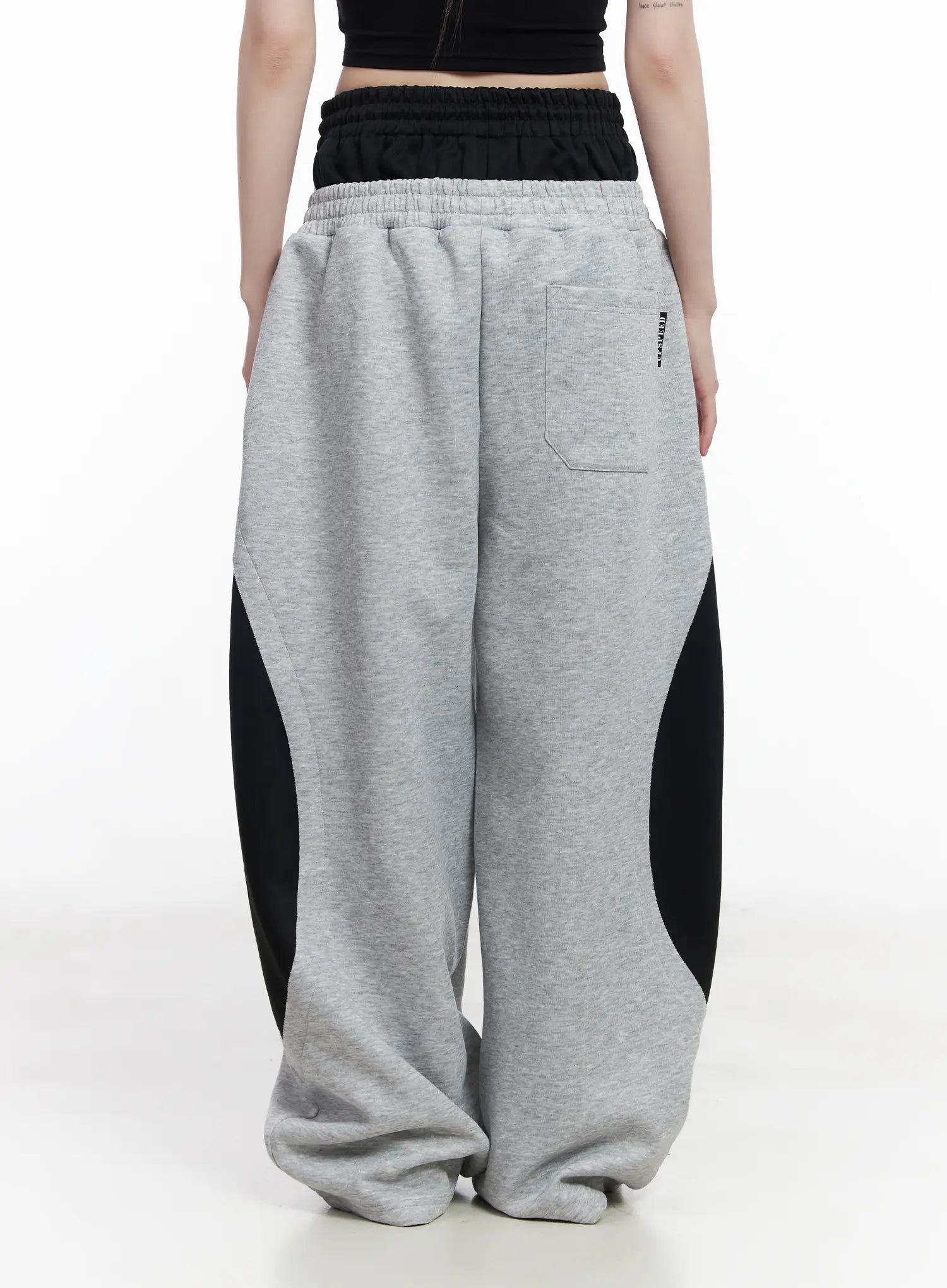layered-wide-leg-track-pants-cm525