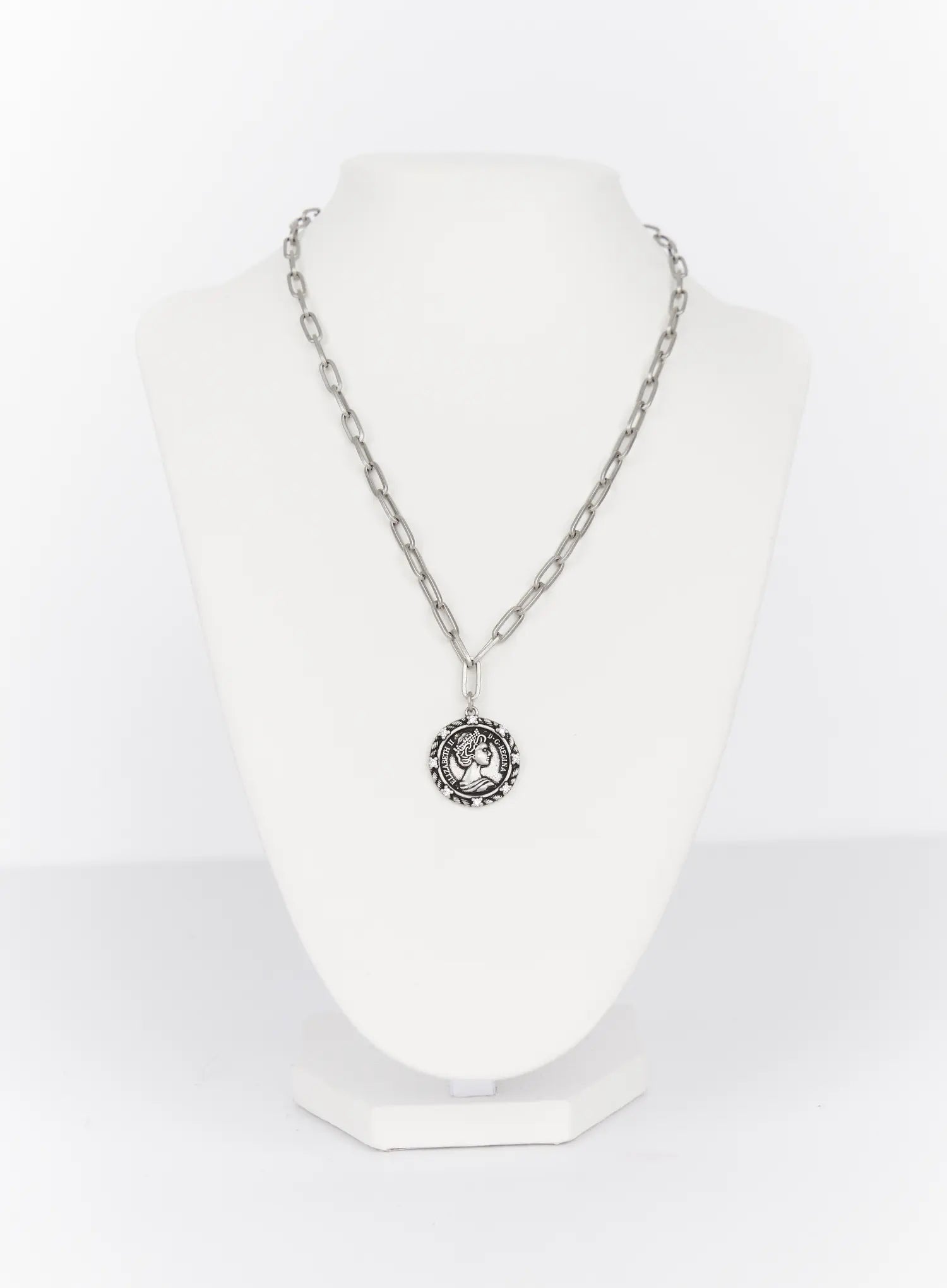 vintage-coin-pendant-necklace-in514