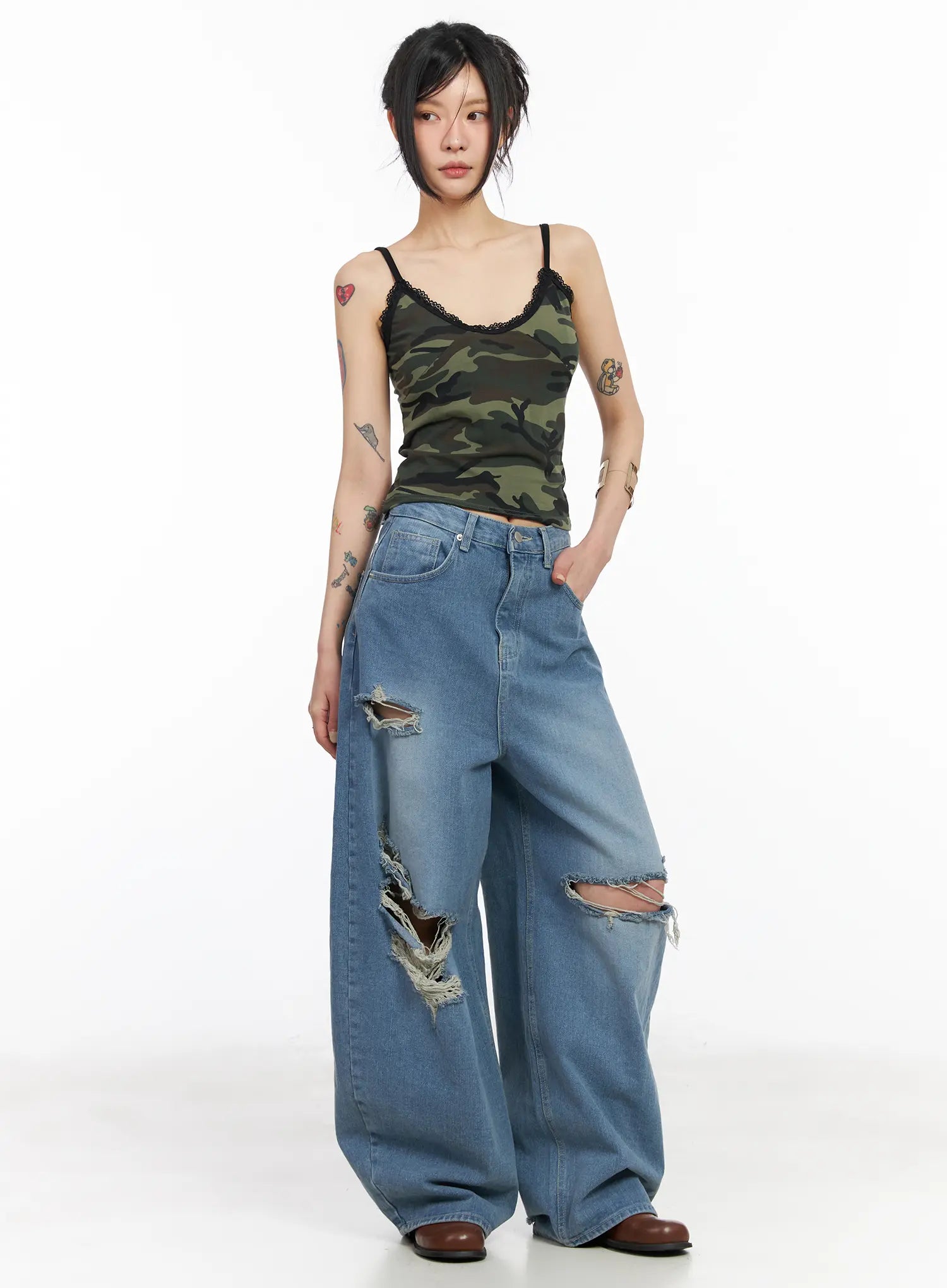 Lylah Ripped Wide Leg Jeans CM517