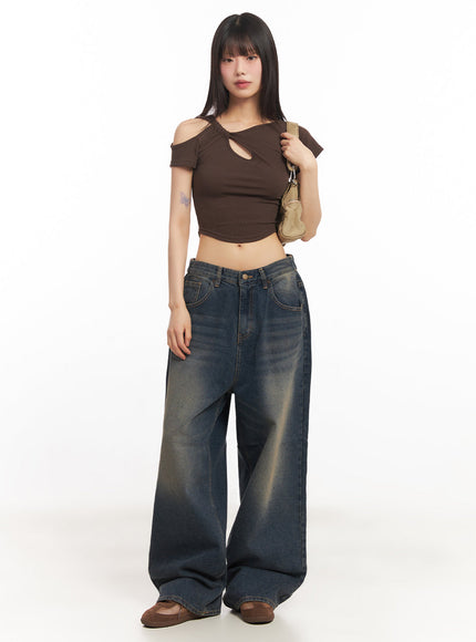 asymmetric-cut-out-crop-top-iy502