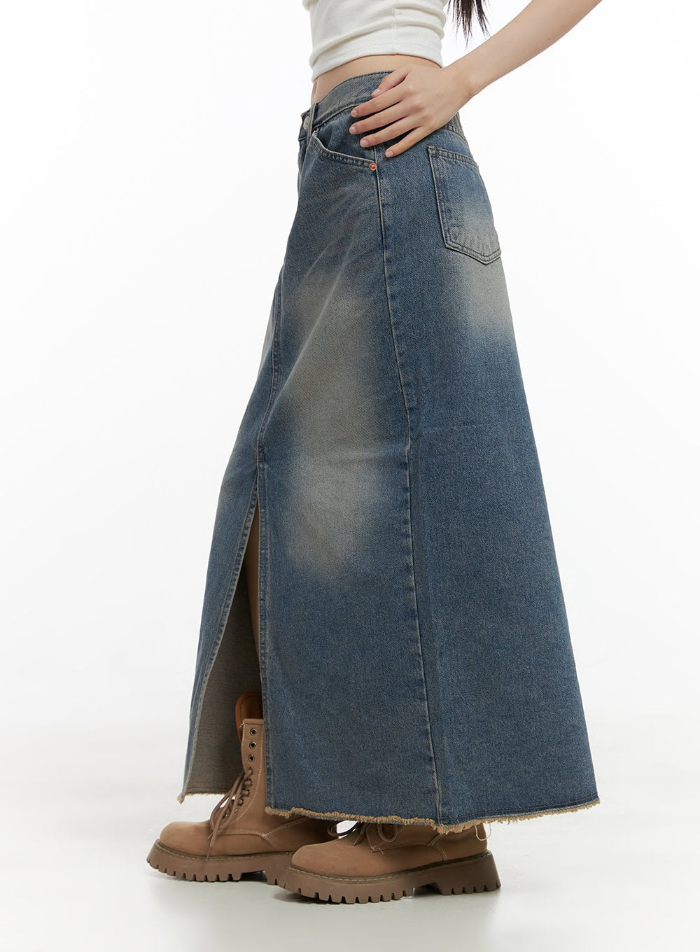 washed-denim-maxi-skirt-with-slit-cs412