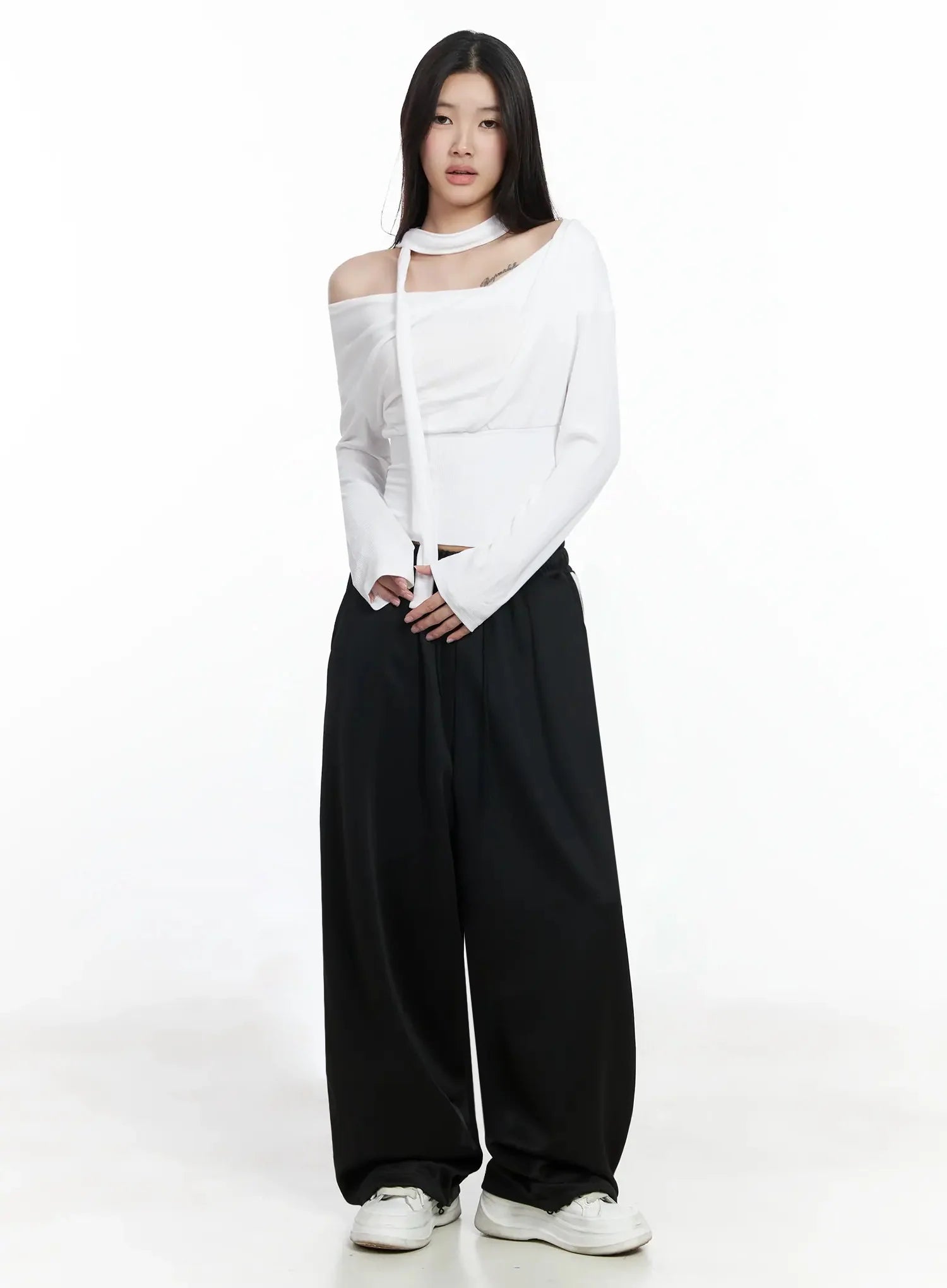 striped-track-pants-im506