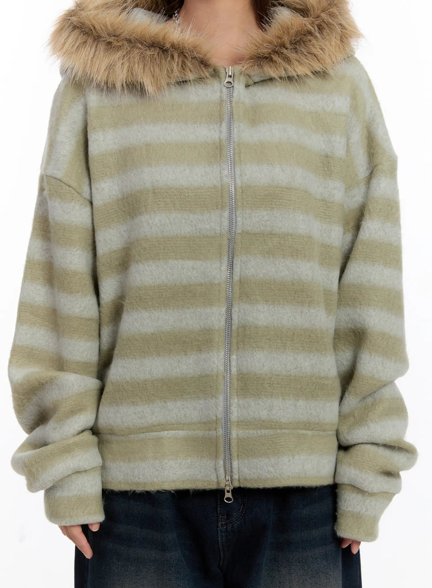 striped-faux-fur-zip-up-hoodie-cn527