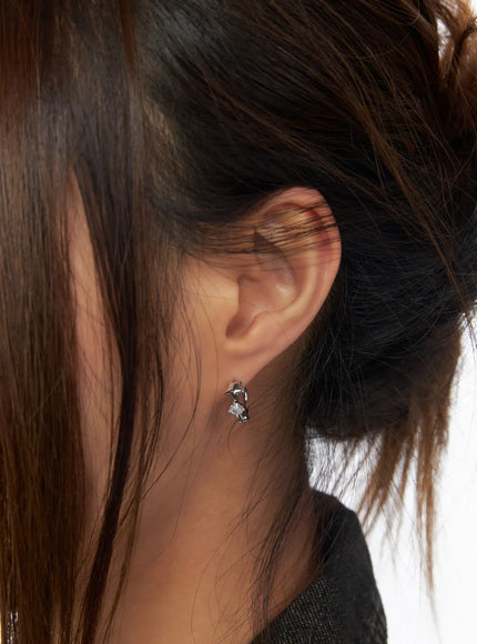 mini-cubic-hoop-earrings-ca517