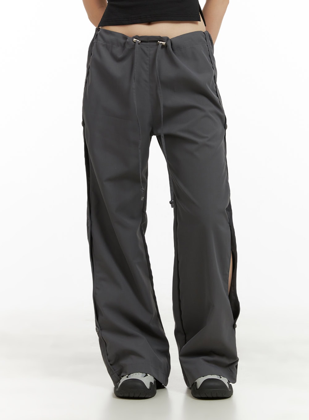 buttoned-cut-out-string-waist-pants-cu424