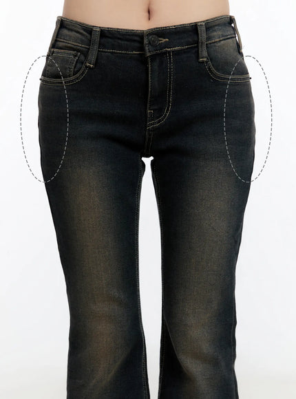 rei-pocket-detail-flare-jeans-cn524