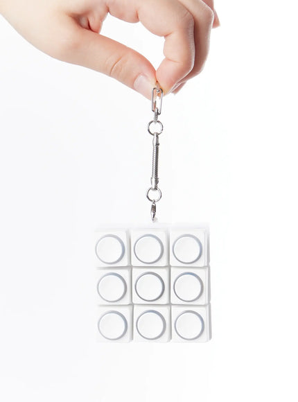 embossed-circle-9-keycap-keychain-ia524
