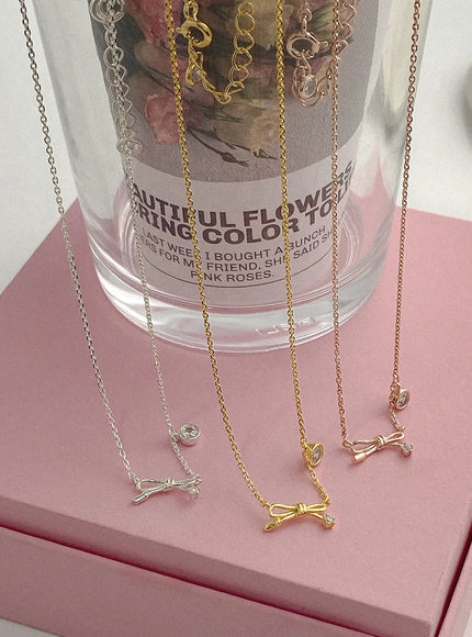 tokarczuk-ribbon-cubic-necklace-iu506