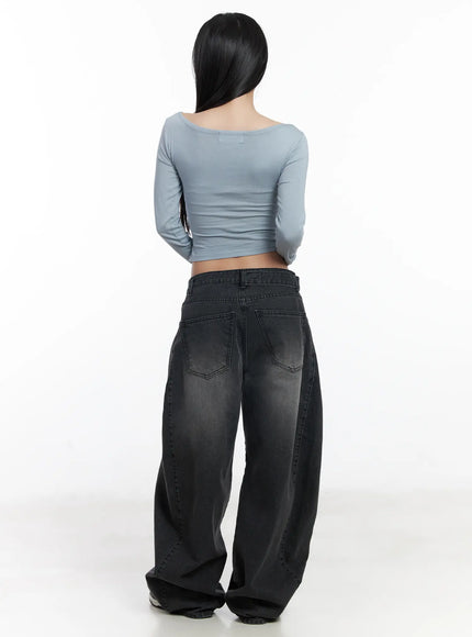 alana-belt-detail-baggy-jeans-cj530