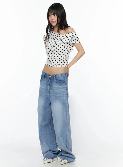 polka-dot-off-shoulder-crop-top-iy525