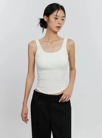 padded-square-neck-top-is516