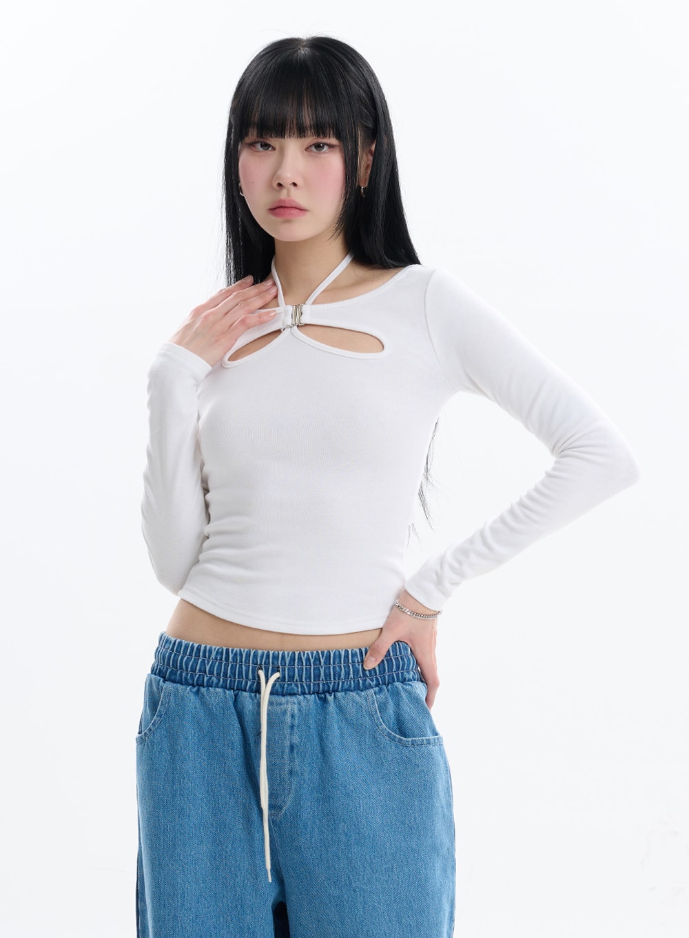 halter-cut-out-crop-long-sleeve-if413