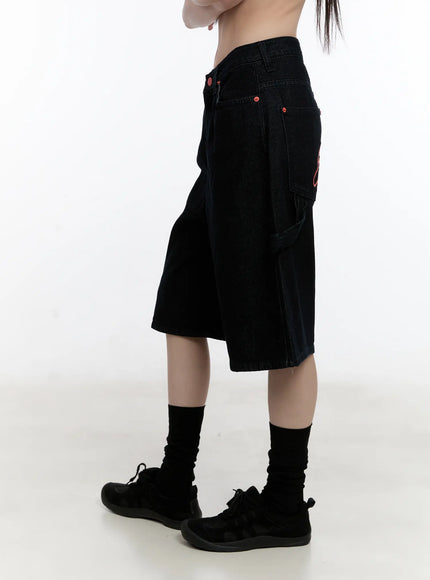 red-text-graphic-embroidered-jorts-cl504