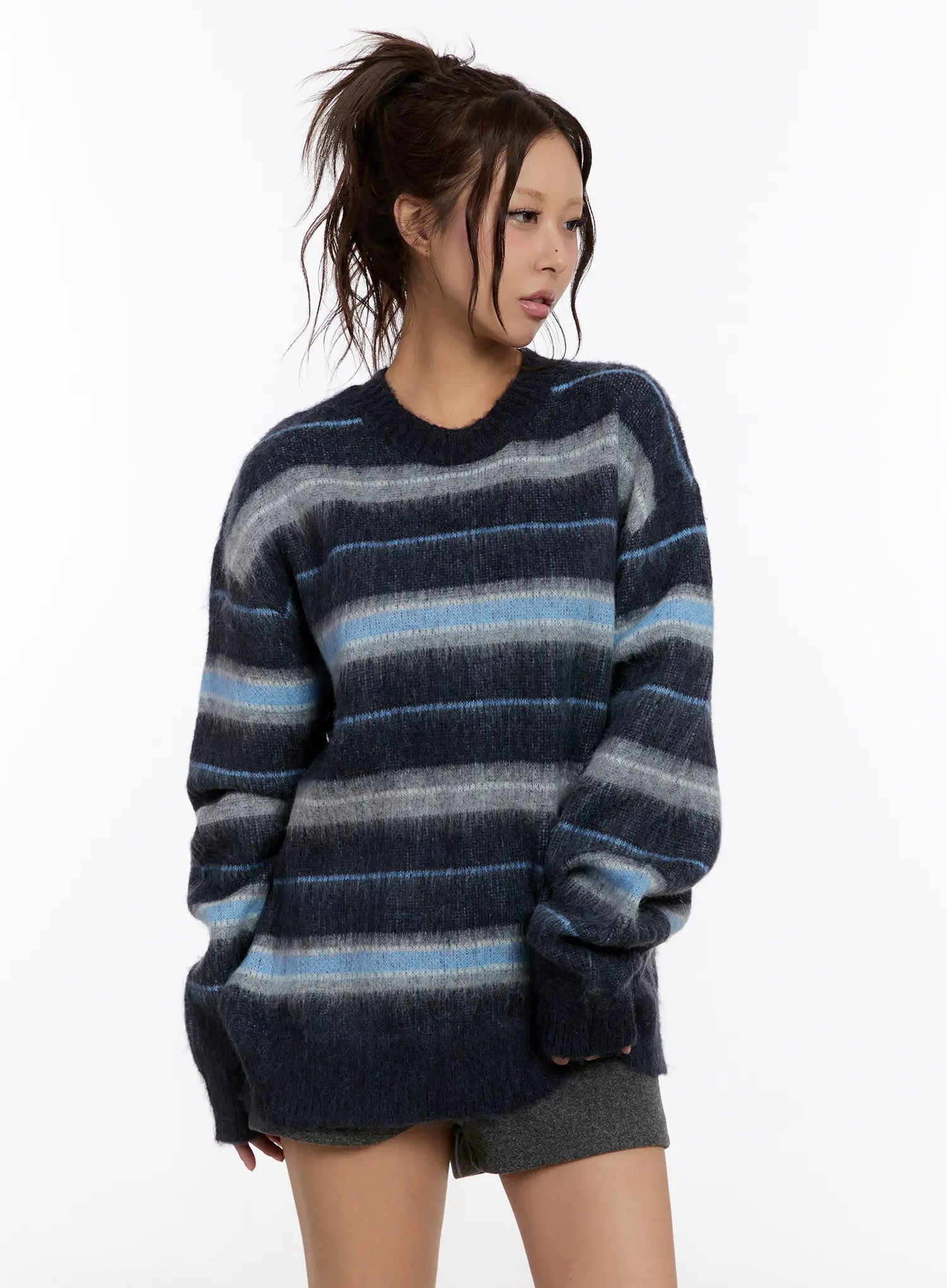 oversized-striped-knit-sweater-cn527