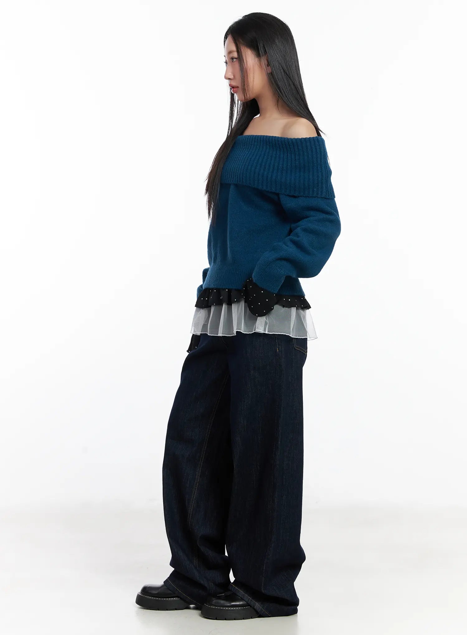 off-shoulder-knit-long-sleeve-top-cf503