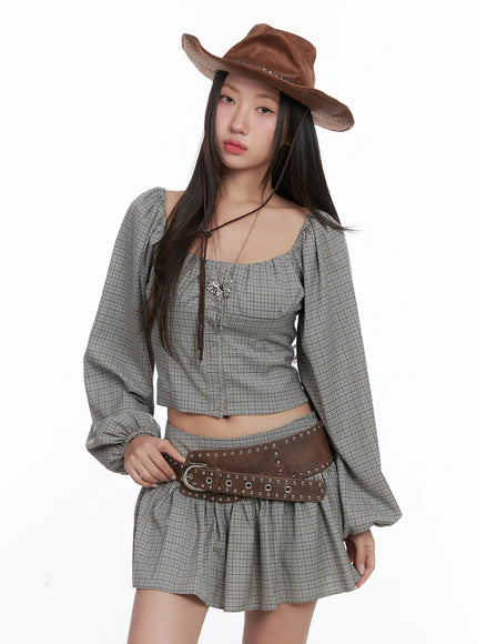 gingham-button-up-puff-sleeve-blouse-cs503