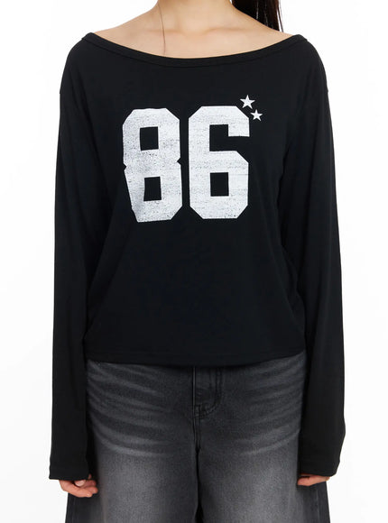 Loose Fit Boat Neck Graphic Long Sleeve Tee CF504