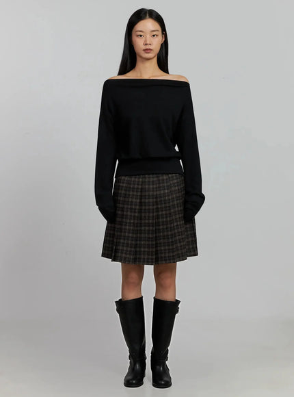 boat-neck-long-sleeve-top-ij502