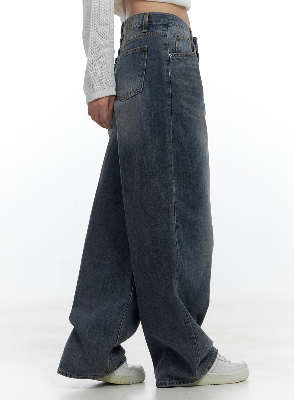 lana-oversized-wide-leg-jeans-cs425