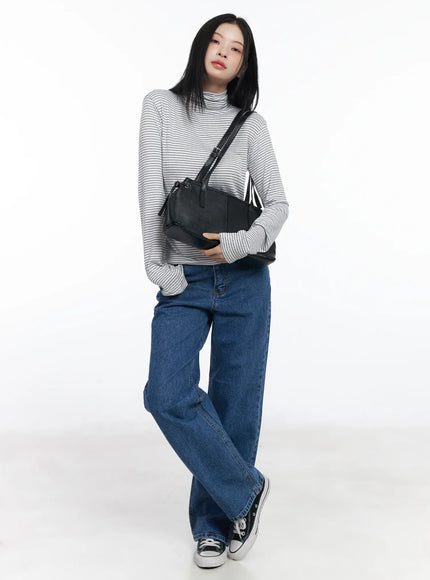 leather-buckle-strap-shoulder-bag-cj520