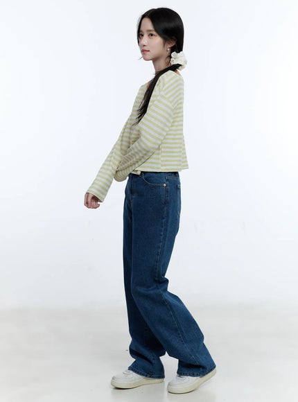 striped-loose-fit-long-sleeve-top-cg514