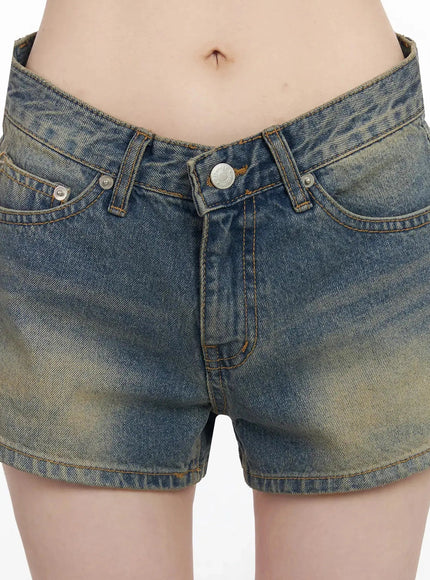 low-rise-denim-shorts-iy511