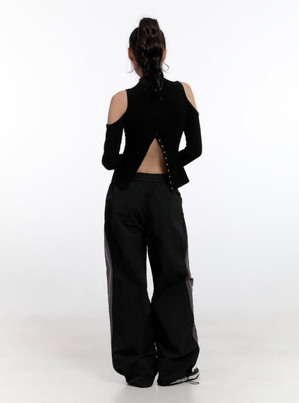 slim-fit-turtleneck-cut-out-top-cn421