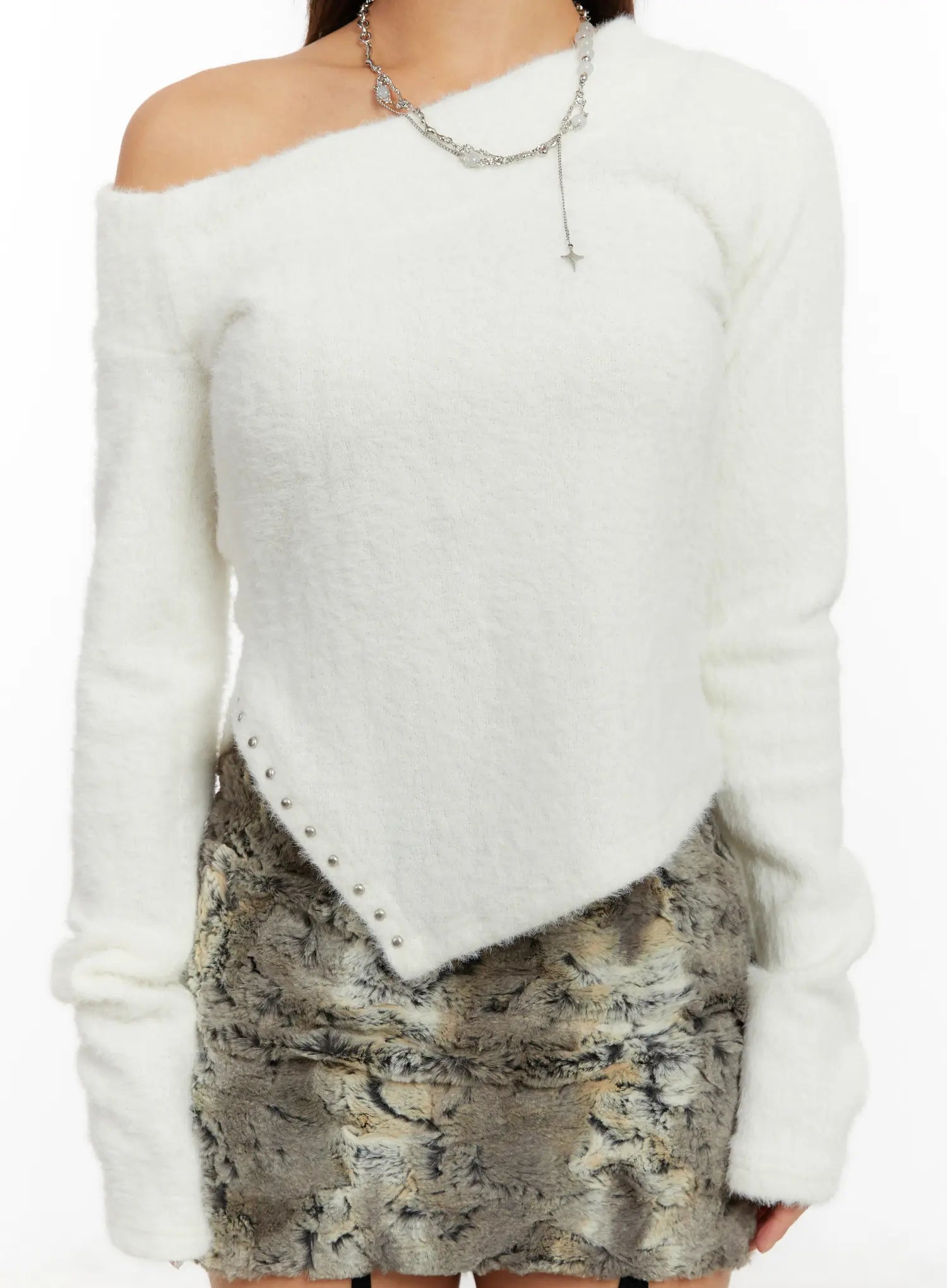 asymmetric-fluffy-stud-sweater-cd517