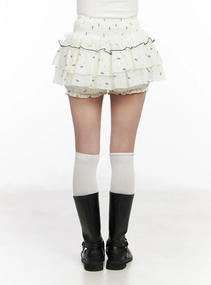 layered-ribbon-lace-shorts-cm531