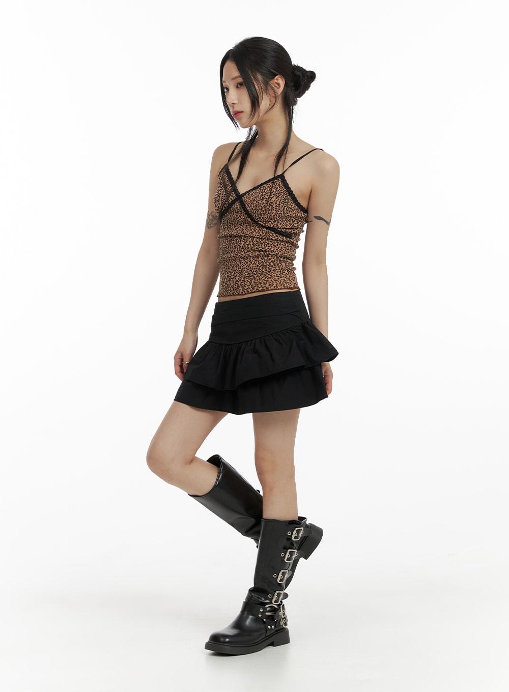 low-rise-frill-mini-skirt-cf429