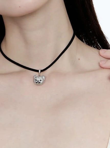acc-quede-teddy-bear-black-necklace-cg507